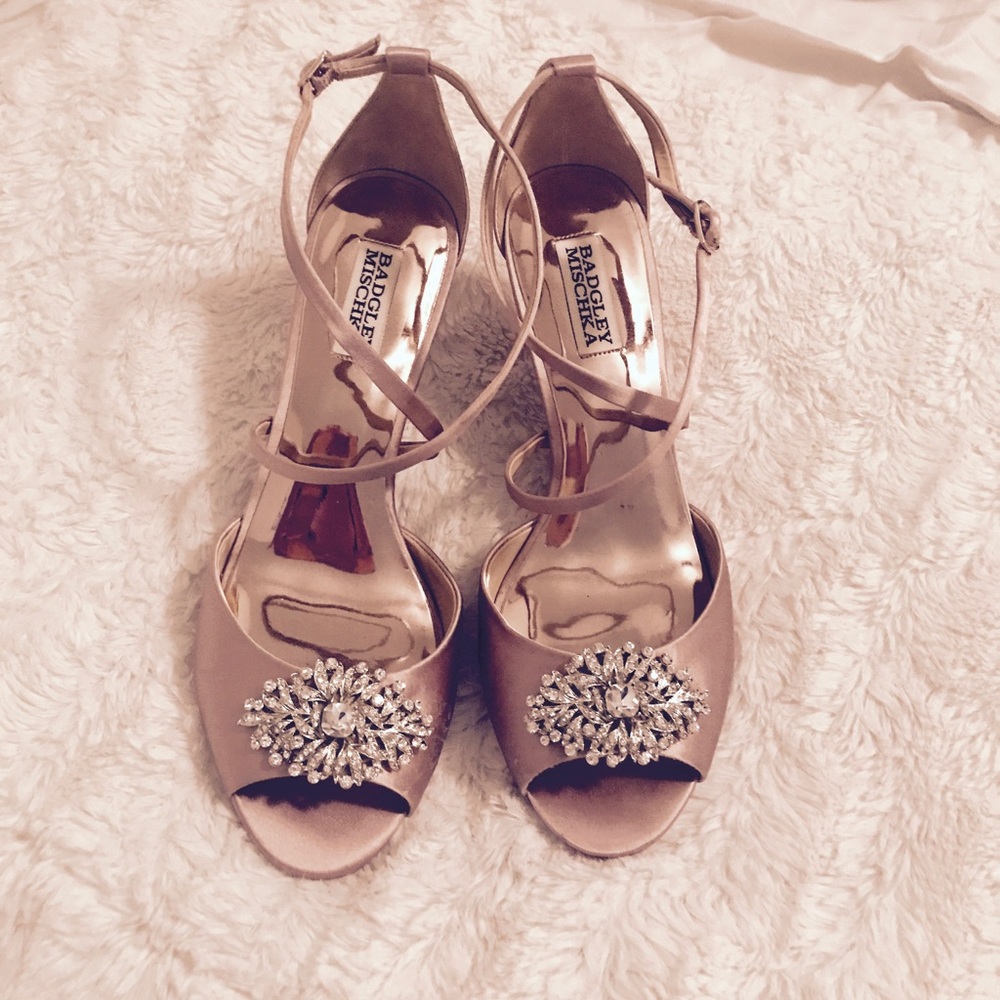 Badgley Mischka Tyra Wedge